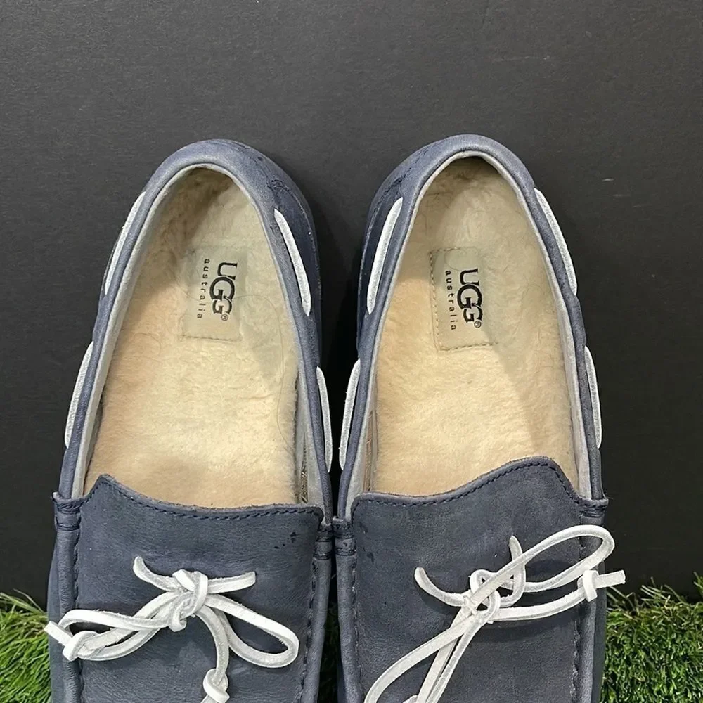UGG classic driving